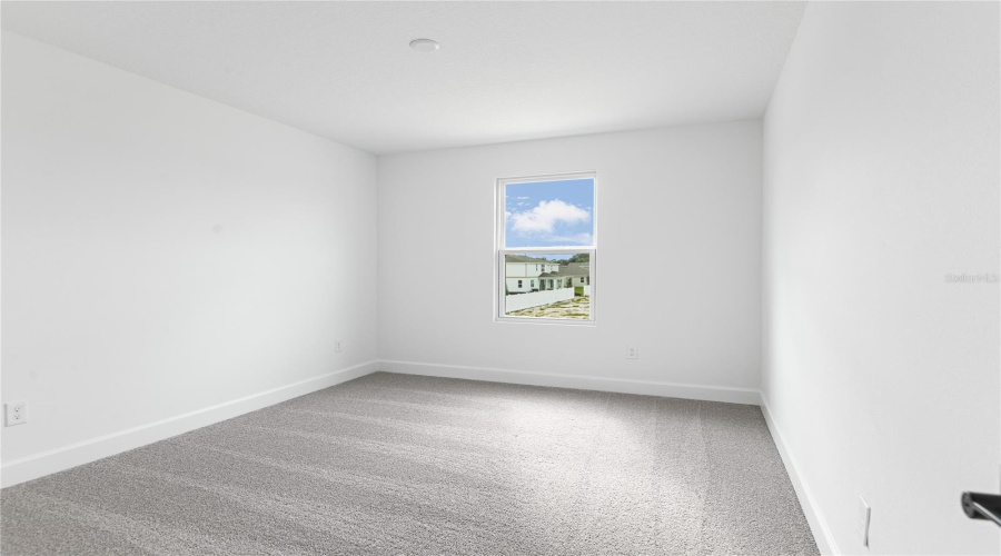 Tavares, Florida 32778, 5 Bedroom Bedrooms, ,3 Bathroombathrooms,Residential,For Sale,Blue Star,0,Mfrs5137063