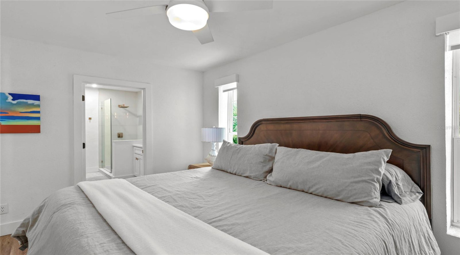 Orlando, Florida 32803, 4 Bedroom Bedrooms, ,2 Bathroombathrooms,Residential,For Sale,Chelsea,0,Mfro6433366