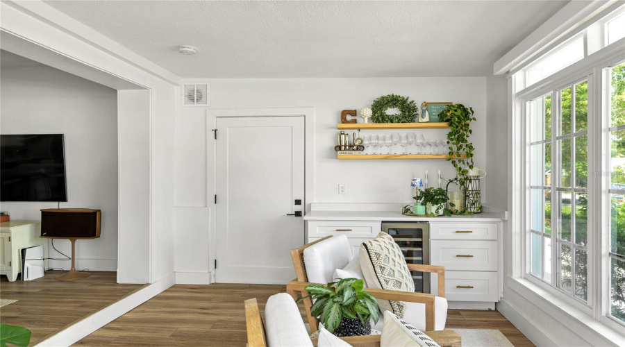 Orlando, Florida 32803, 4 Bedroom Bedrooms, ,2 Bathroombathrooms,Residential,For Sale,Chelsea,0,Mfro6433366