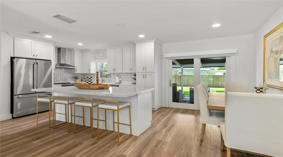 Orlando, Florida 32803, 4 Bedroom Bedrooms, ,2 Bathroombathrooms,Residential,For Sale,Chelsea,0,Mfro6433366