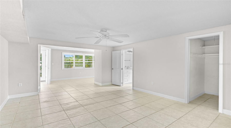 Longboat Key, Florida 34228, 2 Bedroom Bedrooms, ,2 Bathroombathrooms,Residential,For Sale,Spanish,0,Mfra4694415