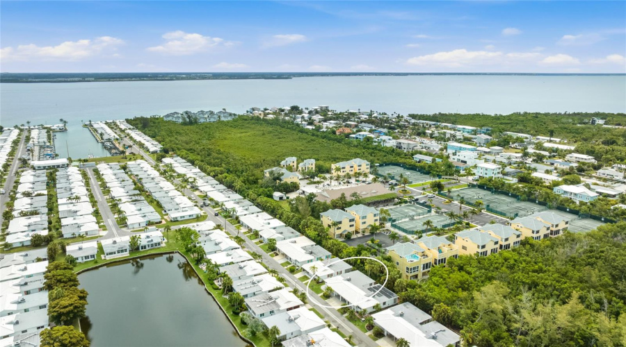 Longboat Key, Florida 34228, 2 Bedroom Bedrooms, ,2 Bathroombathrooms,Residential,For Sale,Spanish,0,Mfra4694415