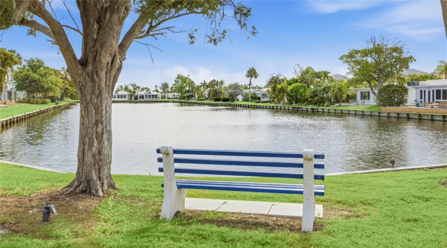 Longboat Key, Florida 34228, 2 Bedroom Bedrooms, ,2 Bathroombathrooms,Residential,For Sale,Spanish,0,Mfra4694415