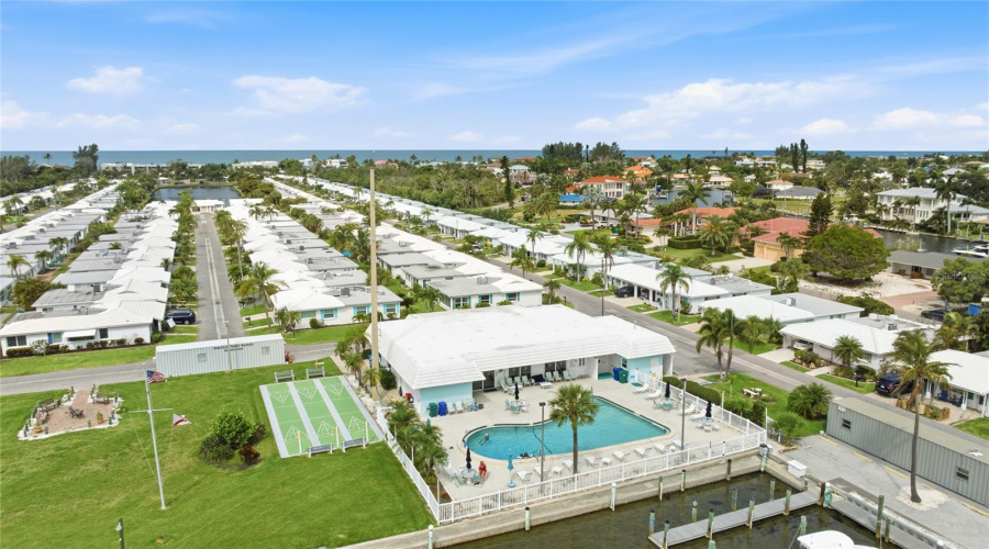 Longboat Key, Florida 34228, 2 Bedroom Bedrooms, ,2 Bathroombathrooms,Residential,For Sale,Spanish,0,Mfra4694415