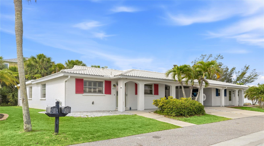 Longboat Key, Florida 34228, 2 Bedroom Bedrooms, ,2 Bathroombathrooms,Residential,For Sale,Spanish,0,Mfra4694415