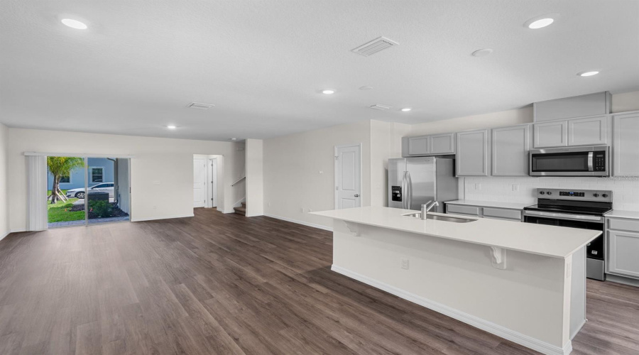 Winter Garden, Florida 34787, 3 Bedroom Bedrooms, ,2 Bathroombathrooms,Residential,For Sale,Barbours Creek,0,Mfro6435580