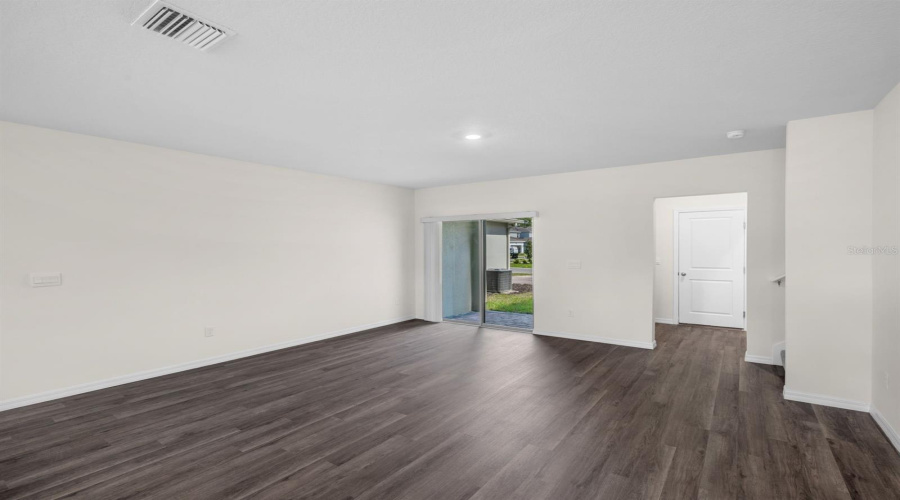 Winter Garden, Florida 34787, 3 Bedroom Bedrooms, ,2 Bathroombathrooms,Residential,For Sale,Barbours Creek,0,Mfro6435580