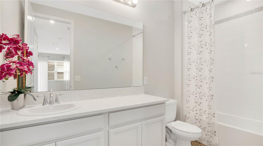 2Nd Primary Bathoom