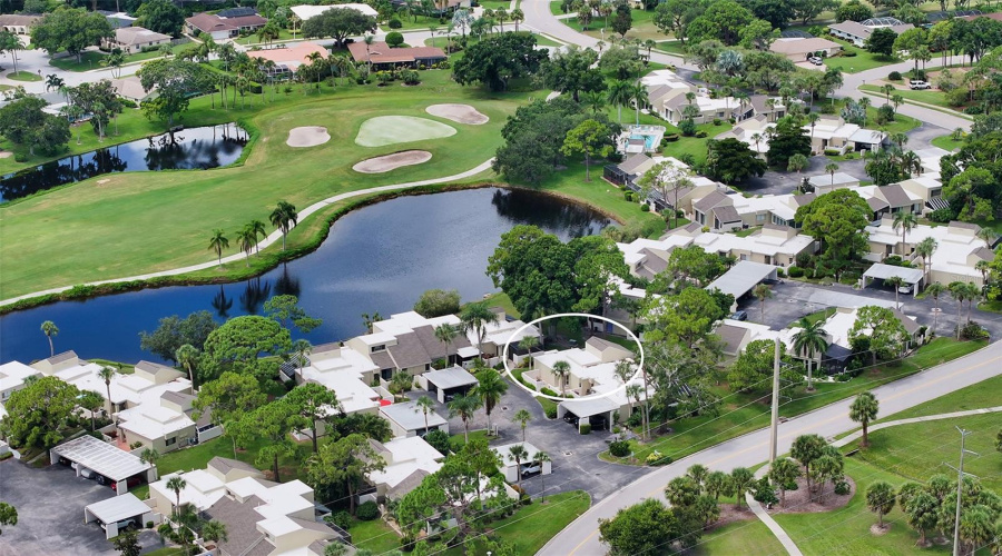 Sarasota, Florida 34235, 2 Bedroom Bedrooms, ,2 Bathroombathrooms,Residential,For Sale,Glebe Farm Close,0,Mfra4677056