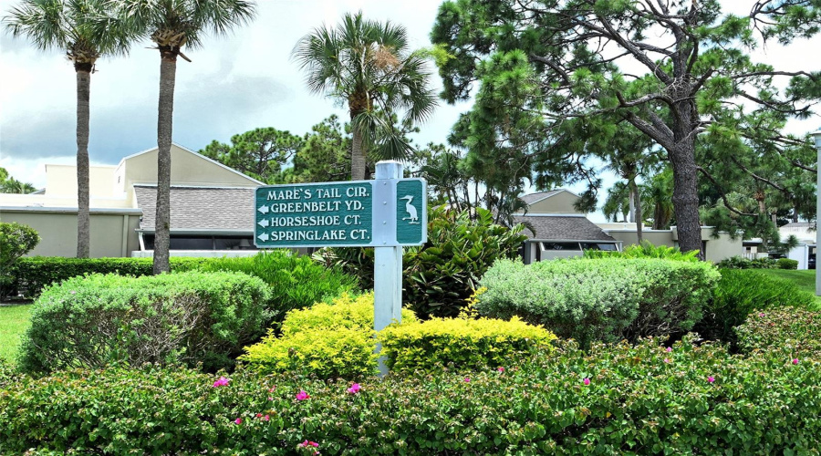Sarasota, Florida 34235, 2 Bedroom Bedrooms, ,2 Bathroombathrooms,Residential,For Sale,Glebe Farm Close,0,Mfra4677056