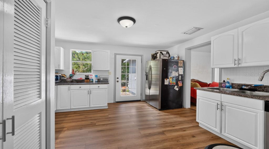 Tampa, Florida 33604, 5 Bedroom Bedrooms, ,3 Bathroombathrooms,Residential,For Sale,Flora Vista,0,Mfrtb8531584