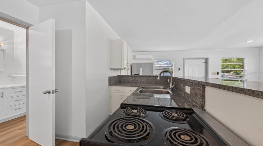 Tampa, Florida 33604, 5 Bedroom Bedrooms, ,3 Bathroombathrooms,Residential,For Sale,Flora Vista,0,Mfrtb8531584