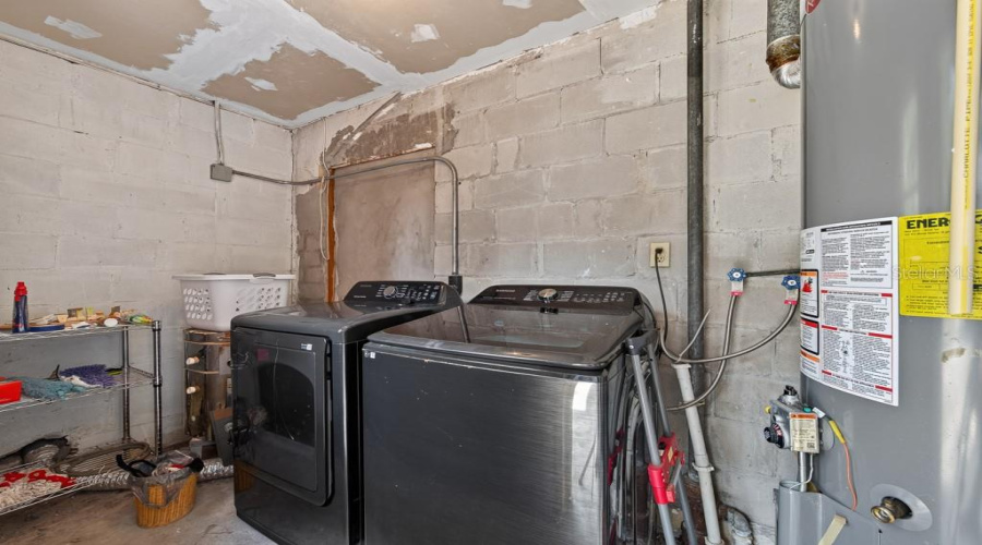 Tampa, Florida 33604, 5 Bedroom Bedrooms, ,3 Bathroombathrooms,Residential,For Sale,Flora Vista,0,Mfrtb8531584