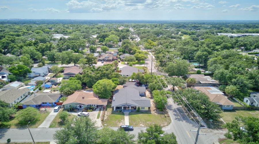Tampa, Florida 33604, 5 Bedroom Bedrooms, ,3 Bathroombathrooms,Residential,For Sale,Flora Vista,0,Mfrtb8531584