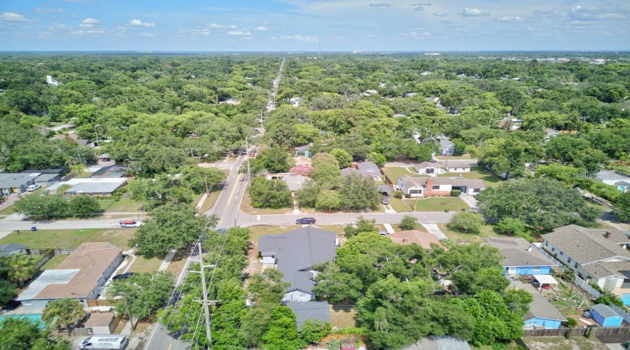 Tampa, Florida 33604, 5 Bedroom Bedrooms, ,3 Bathroombathrooms,Residential,For Sale,Flora Vista,0,Mfrtb8531584