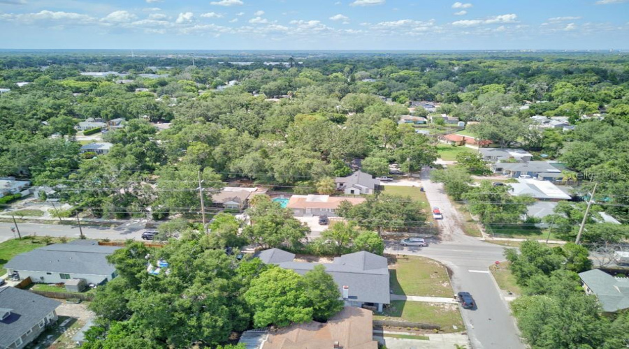 Tampa, Florida 33604, 5 Bedroom Bedrooms, ,3 Bathroombathrooms,Residential,For Sale,Flora Vista,0,Mfrtb8531584