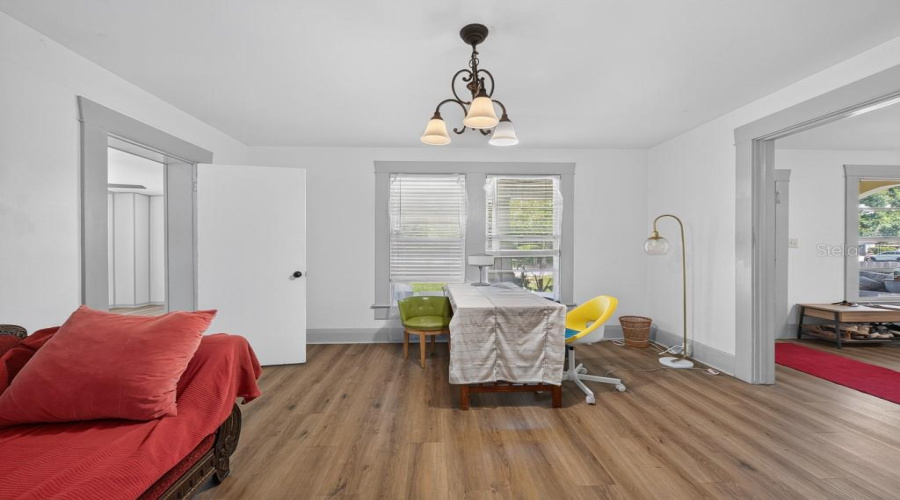 Tampa, Florida 33604, 5 Bedroom Bedrooms, ,3 Bathroombathrooms,Residential,For Sale,Flora Vista,0,Mfrtb8531584