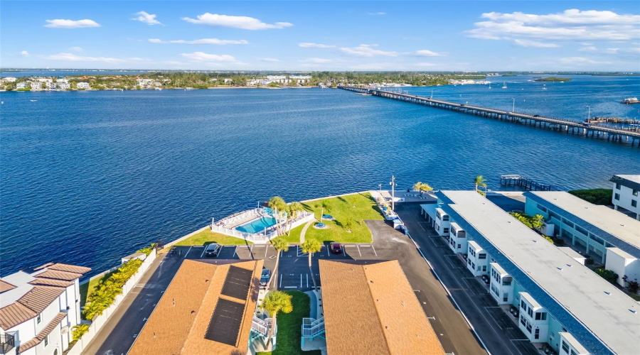 Bradenton Beach, Florida 34217, 1 Bedroom Bedrooms, ,1 Bathroombathrooms,Residential,For Sale,7Th,0,Mfra4647437