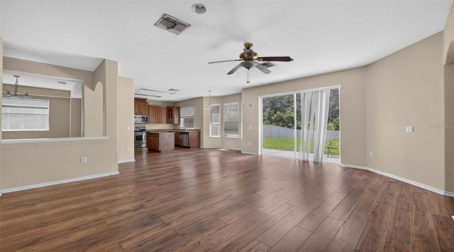 Orlando, Florida 32832, 4 Bedroom Bedrooms, ,2 Bathroombathrooms,Residential,For Sale,Moss Park Ridge,0,Mfro6434905