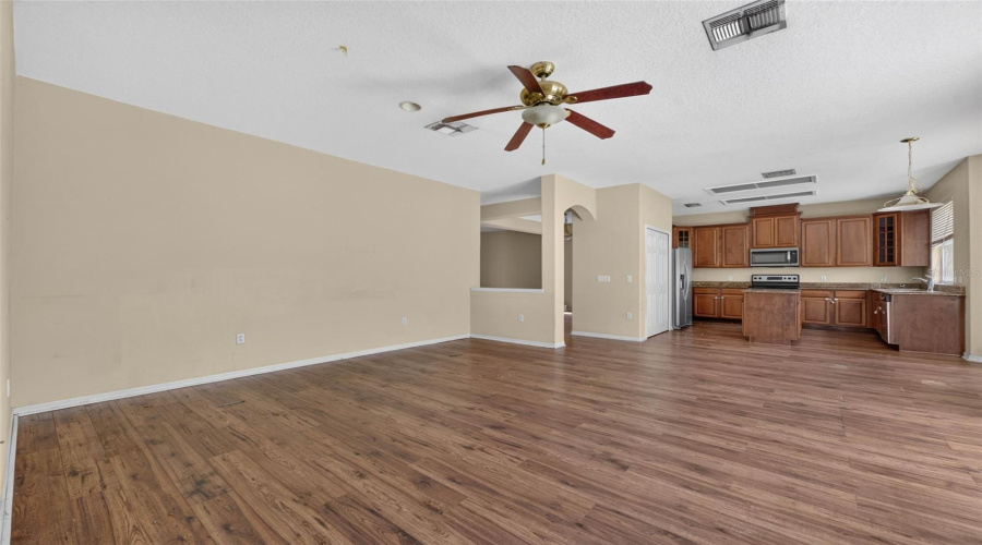 Orlando, Florida 32832, 4 Bedroom Bedrooms, ,2 Bathroombathrooms,Residential,For Sale,Moss Park Ridge,0,Mfro6434905