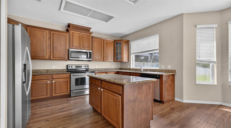 Orlando, Florida 32832, 4 Bedroom Bedrooms, ,2 Bathroombathrooms,Residential,For Sale,Moss Park Ridge,0,Mfro6434905
