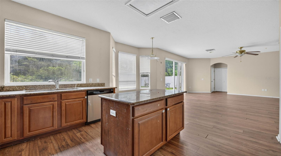 Orlando, Florida 32832, 4 Bedroom Bedrooms, ,2 Bathroombathrooms,Residential,For Sale,Moss Park Ridge,0,Mfro6434905