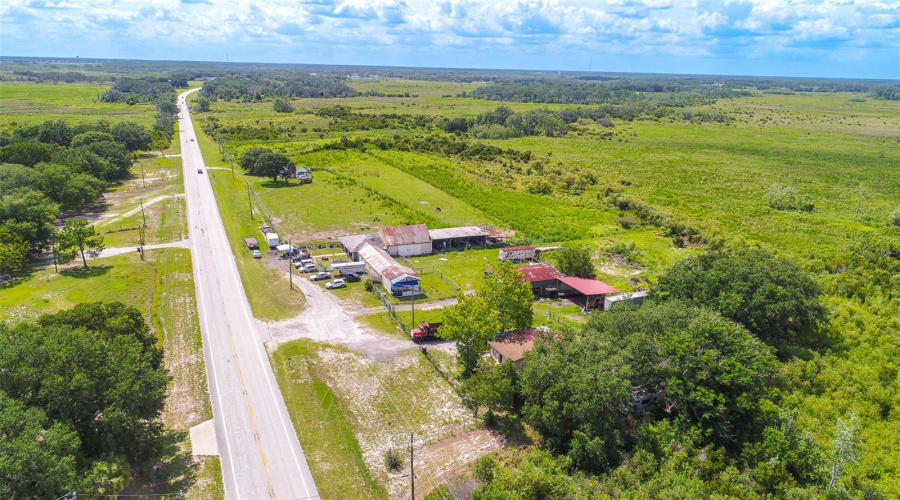 Polk City, Florida 33868, 7 Bedroom Bedrooms, ,4 Bathroombathrooms,Residential,For Sale,County Road 557A,0,Mfrl4962614