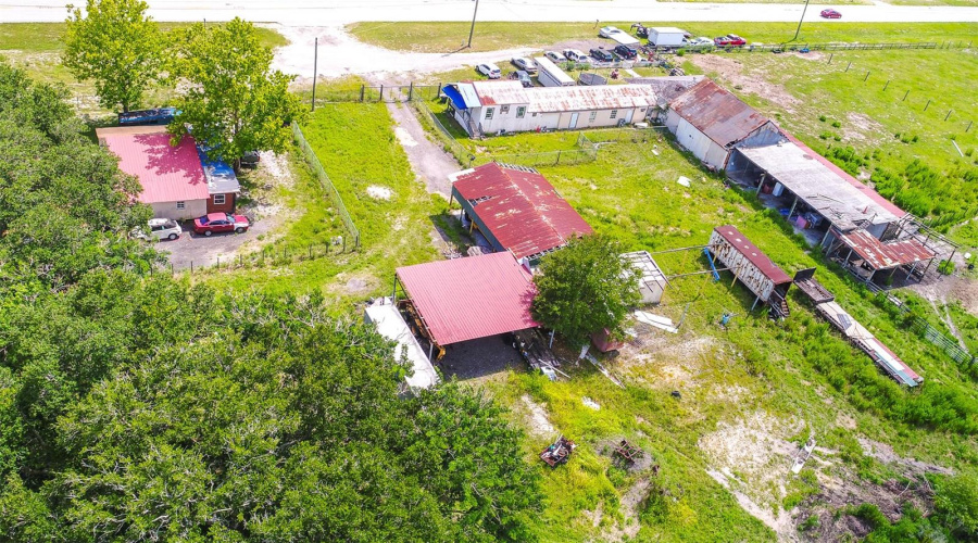 Polk City, Florida 33868, 7 Bedroom Bedrooms, ,4 Bathroombathrooms,Residential,For Sale,County Road 557A,0,Mfrl4962614