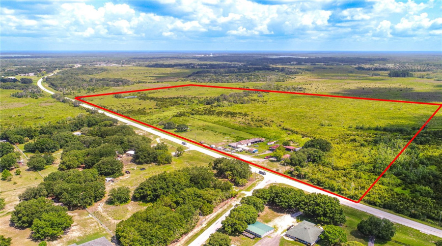 Polk City, Florida 33868, 7 Bedroom Bedrooms, ,4 Bathroombathrooms,Residential,For Sale,County Road 557A,0,Mfrl4962614