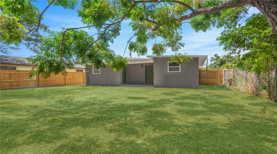 St Petersburg, Florida 33711, 3 Bedroom Bedrooms, ,1 Bathroombathrooms,Residential,For Sale,15Th,0,Mfrw7887307