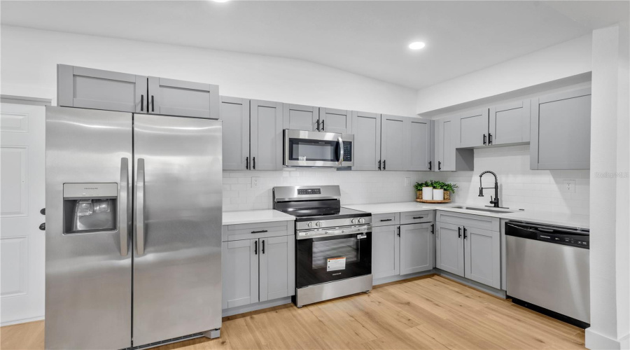 St Petersburg, Florida 33711, 3 Bedroom Bedrooms, ,1 Bathroombathrooms,Residential,For Sale,15Th,0,Mfrw7887307