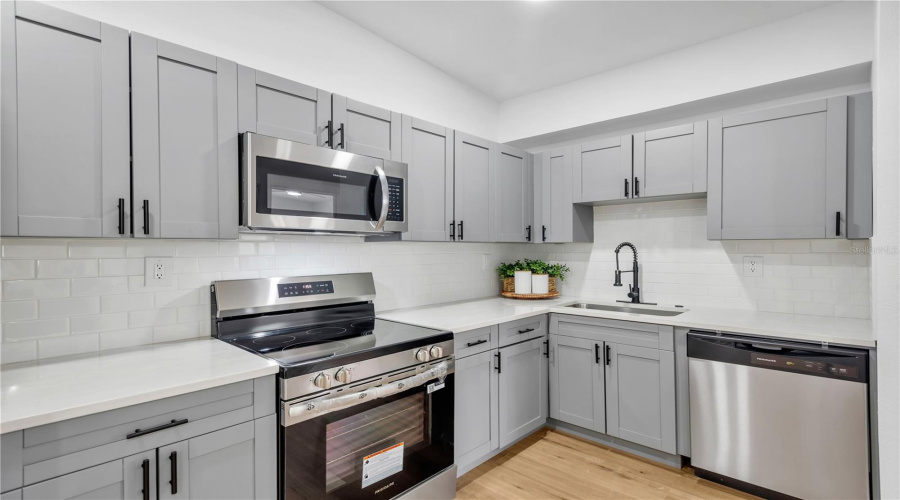 St Petersburg, Florida 33711, 3 Bedroom Bedrooms, ,1 Bathroombathrooms,Residential,For Sale,15Th,0,Mfrw7887307