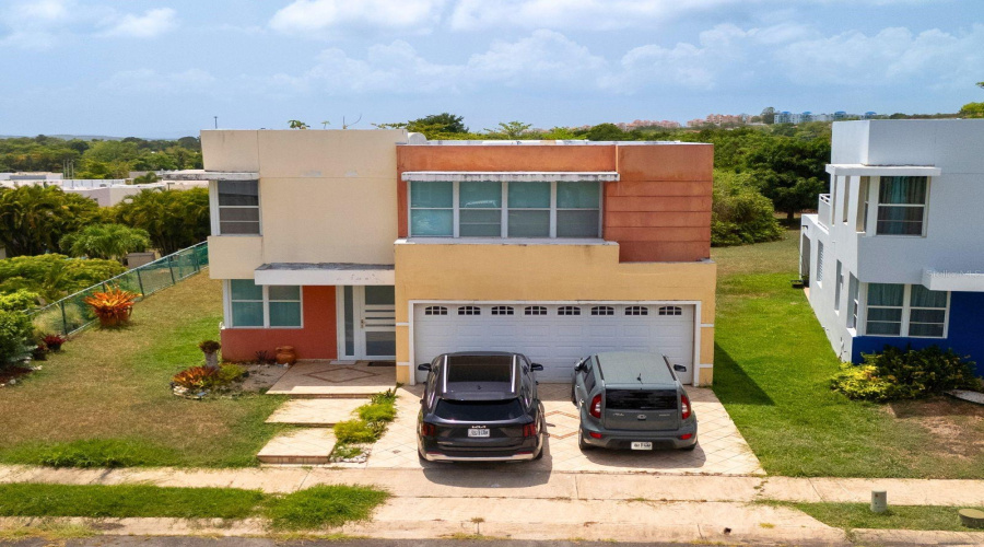 Fajardo, Puerto Rico 00738, 3 Bedroom Bedrooms, ,2 Bathroombathrooms,Residential,For Sale,C6 Calle 2,0,Mfrpr9123499