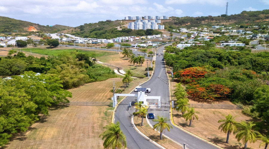 Fajardo, Puerto Rico 00738, 3 Bedroom Bedrooms, ,2 Bathroombathrooms,Residential,For Sale,C6 Calle 2,0,Mfrpr9123499