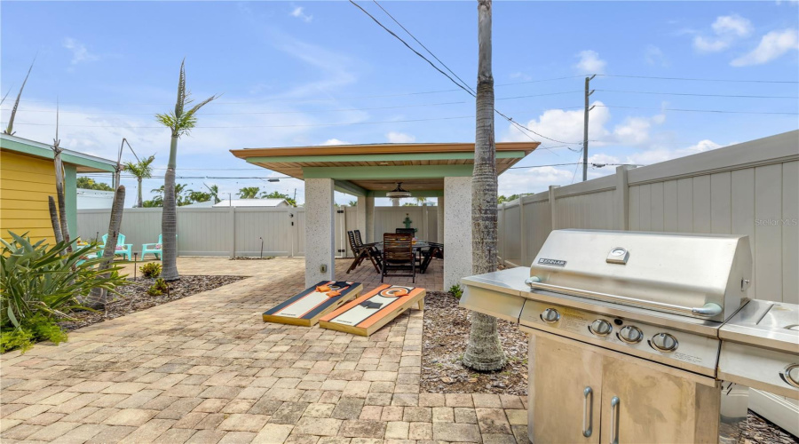 New Smyrna Beach, Florida 32169, 4 Bedroom Bedrooms, ,3 Bathroombathrooms,Residential,For Sale,Causeway,0,Mfrns1087566