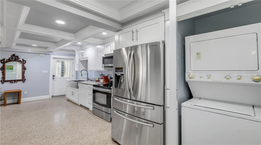 New Smyrna Beach, Florida 32169, 4 Bedroom Bedrooms, ,3 Bathroombathrooms,Residential,For Sale,Causeway,0,Mfrns1087566