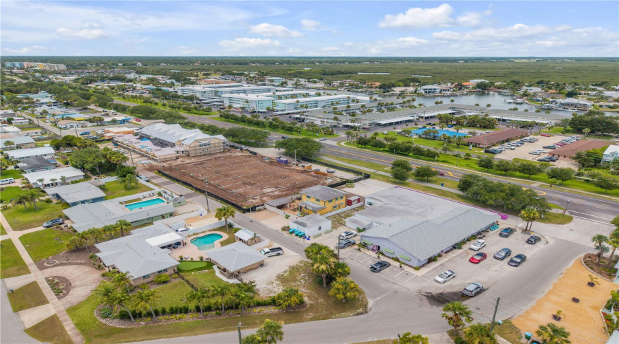 New Smyrna Beach, Florida 32169, 4 Bedroom Bedrooms, ,3 Bathroombathrooms,Residential,For Sale,Causeway,0,Mfrns1087566