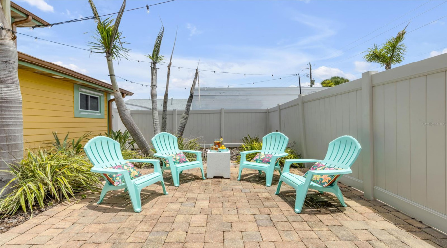 New Smyrna Beach, Florida 32169, 4 Bedroom Bedrooms, ,3 Bathroombathrooms,Residential,For Sale,Causeway,0,Mfrns1087566