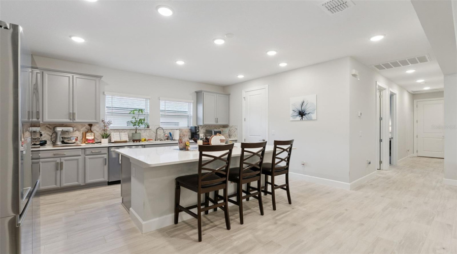 Clermont, Florida 34715, 2 Bedroom Bedrooms, ,2 Bathroombathrooms,Residential,For Sale,Braewood,0,Mfrg5111687