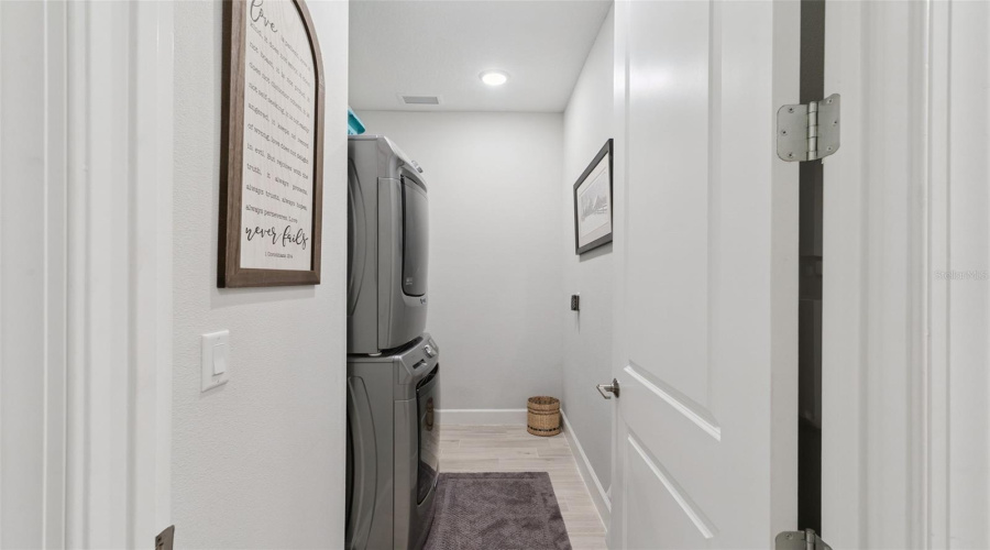 Clermont, Florida 34715, 2 Bedroom Bedrooms, ,2 Bathroombathrooms,Residential,For Sale,Braewood,0,Mfrg5111687