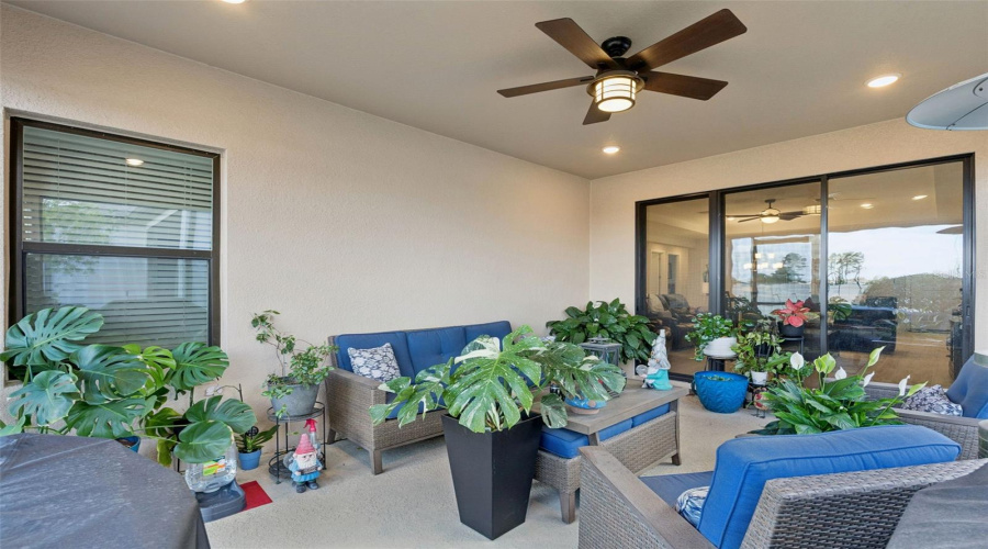 Clermont, Florida 34715, 2 Bedroom Bedrooms, ,2 Bathroombathrooms,Residential,For Sale,Braewood,0,Mfrg5111687