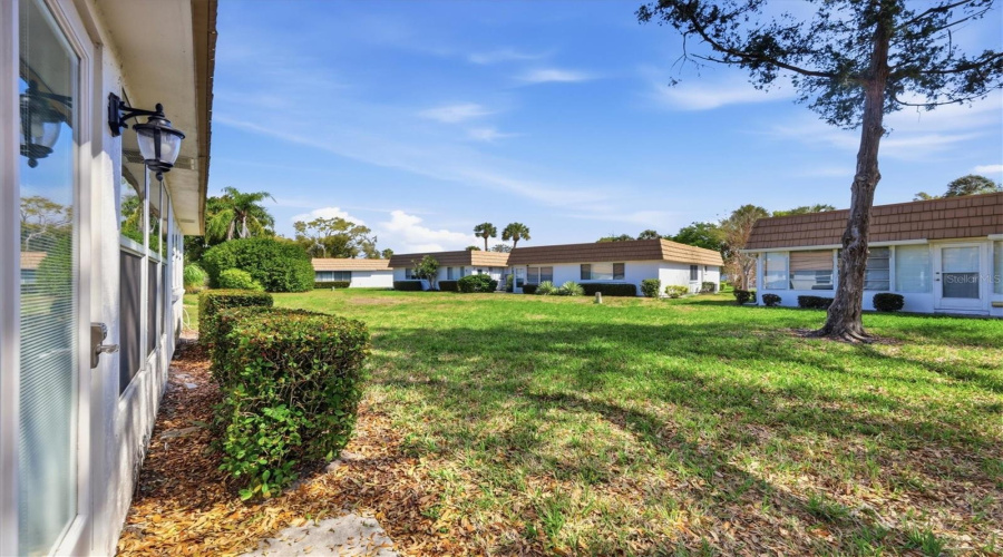 Sarasota, Florida 34231, 2 Bedroom Bedrooms, ,2 Bathroombathrooms,Residential,For Sale,Riverbluff,0,Mfra4686360