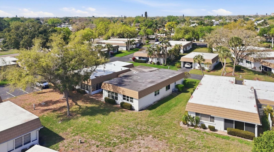 Sarasota, Florida 34231, 2 Bedroom Bedrooms, ,2 Bathroombathrooms,Residential,For Sale,Riverbluff,0,Mfra4686360