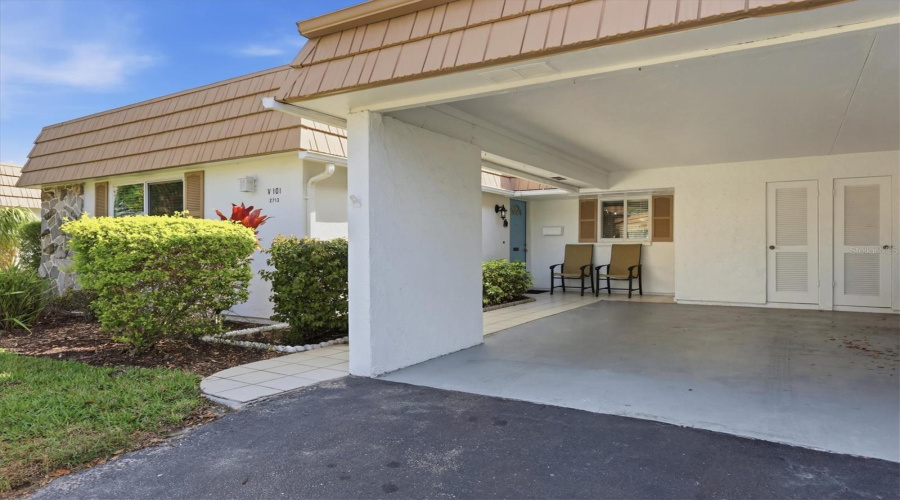 Sarasota, Florida 34231, 2 Bedroom Bedrooms, ,2 Bathroombathrooms,Residential,For Sale,Riverbluff,0,Mfra4686360