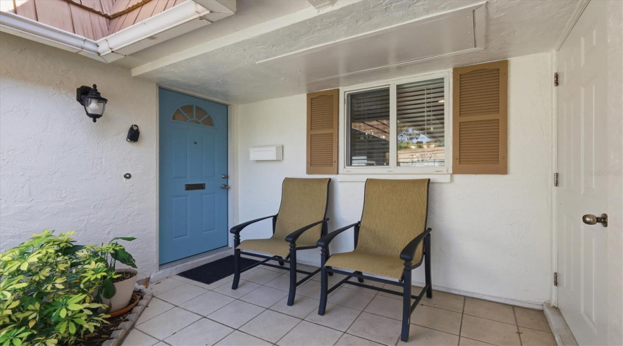 Sarasota, Florida 34231, 2 Bedroom Bedrooms, ,2 Bathroombathrooms,Residential,For Sale,Riverbluff,0,Mfra4686360