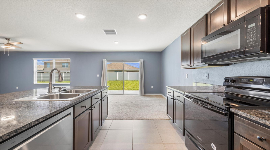 Riverview, Florida 33578, 5 Bedroom Bedrooms, ,4 Bathroombathrooms,Residential,For Sale,Golden Light,0,Mfrtb8537376
