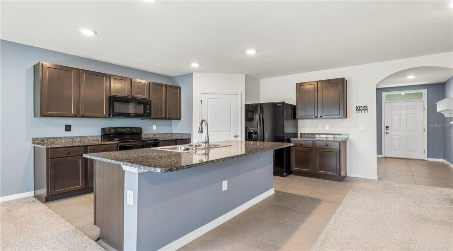 Riverview, Florida 33578, 5 Bedroom Bedrooms, ,4 Bathroombathrooms,Residential,For Sale,Golden Light,0,Mfrtb8537376