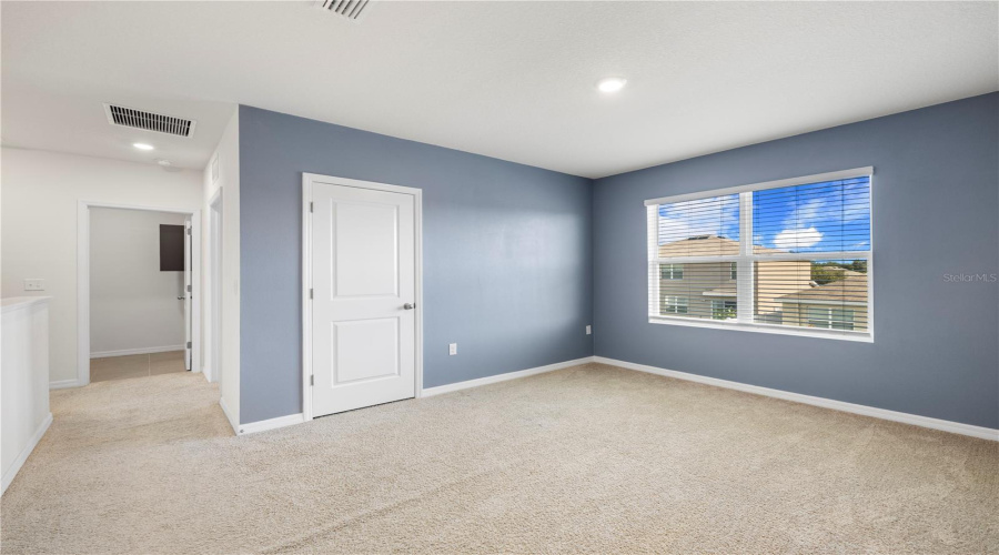 Riverview, Florida 33578, 5 Bedroom Bedrooms, ,4 Bathroombathrooms,Residential,For Sale,Golden Light,0,Mfrtb8537376