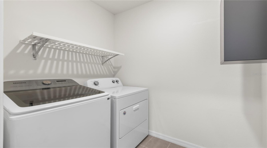 Riverview, Florida 33578, 5 Bedroom Bedrooms, ,4 Bathroombathrooms,Residential,For Sale,Golden Light,0,Mfrtb8537376