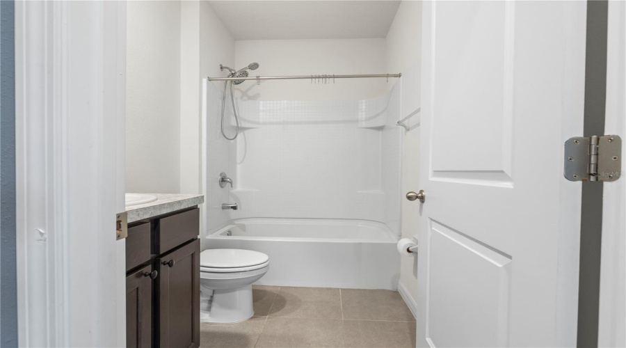 Riverview, Florida 33578, 5 Bedroom Bedrooms, ,4 Bathroombathrooms,Residential,For Sale,Golden Light,0,Mfrtb8537376